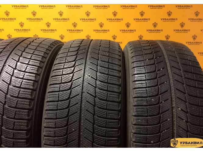 Michelin X-Ice XI3 235/55 R17