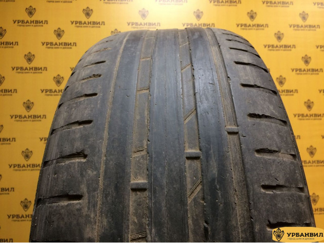 Nokian Tyres Hakka Black SUV 235/60 R18 107W