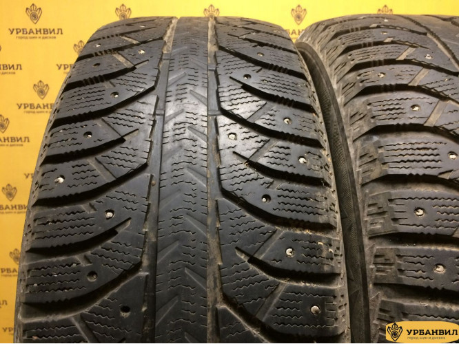 Bridgestone Ice Cruiser 7000 225/60 R17 106T