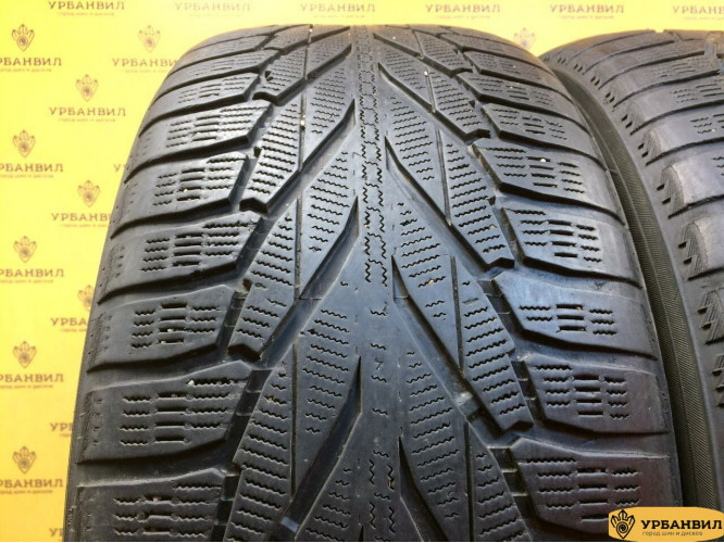 Nokian Tyres Hakkapeliitta R2 SUV 275/50 R20 113R