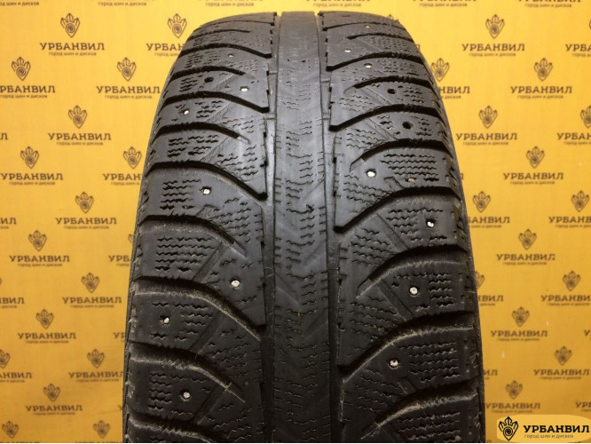 Bridgestone Ice Cruiser 7000 235/65 R17 108T