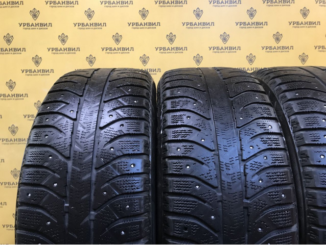 Bridgestone Ice Cruiser 7000 205/55 R16 91T