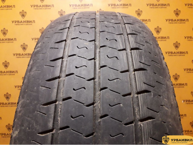 Matador MPS 330 Maxilla 2 205/65 R16C 107/105T