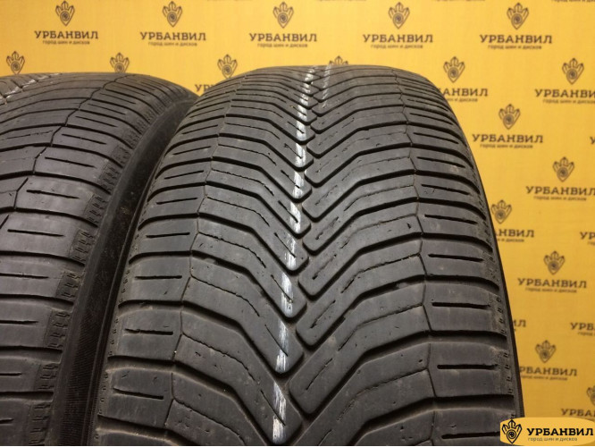 Michelin CrossClimate SUV 235/65 R17 104V