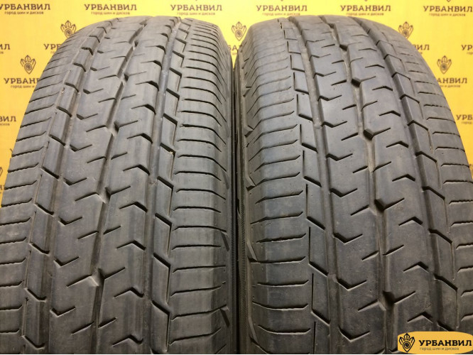 Toyo NanoEnergy Van 205/75 R16C 113/111R