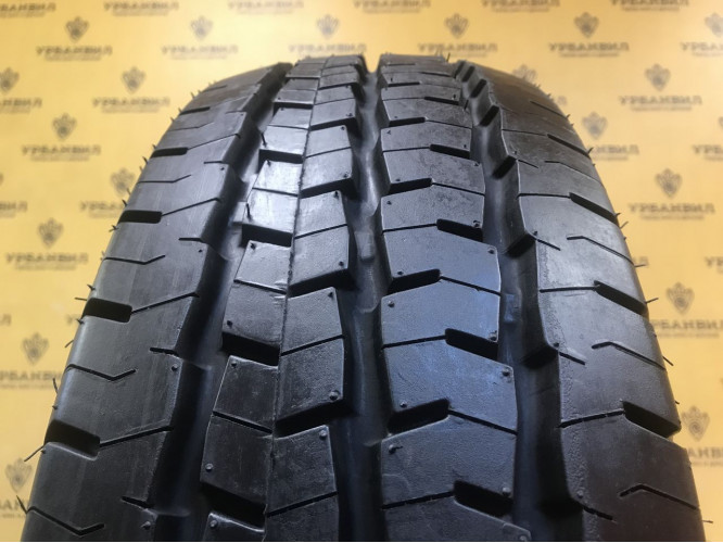 Ovation V-02 225/70 R15C 112/120R