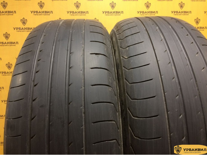 Yokohama Advan Sport V105 235/65 R17 108W