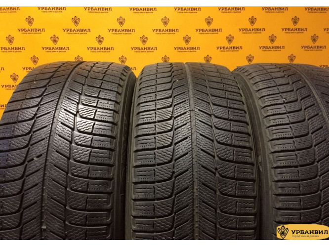 Michelin X-Ice XI3 235/55 R17