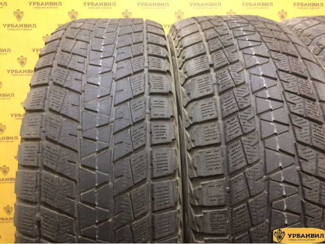 Bridgestone Blizzak DM-V1 245/70 R17 108R