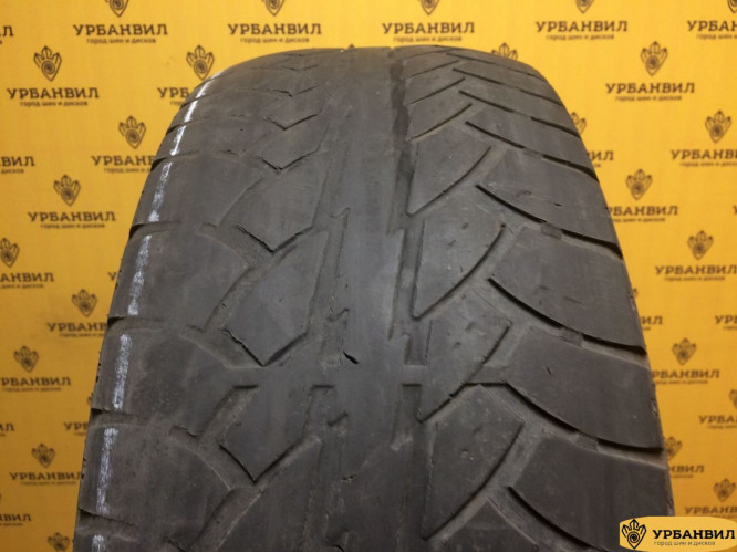 Cooper Discoverer ATS 235/65 R17 104T