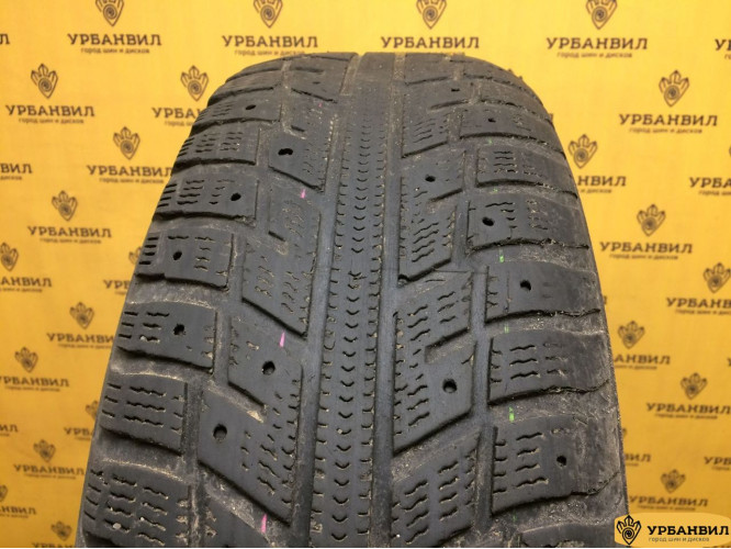 Kumho I'Zen KW22 215/65 R16 98T