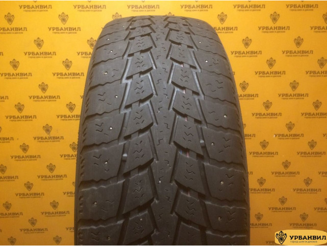 Kumho Power Grip KC11 235/65 R17 108Q