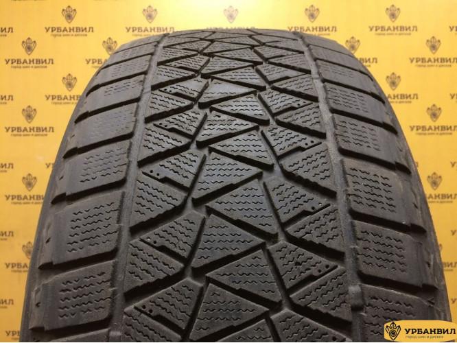 Bridgestone Blizzak DM-V1 265/50 R19 111R