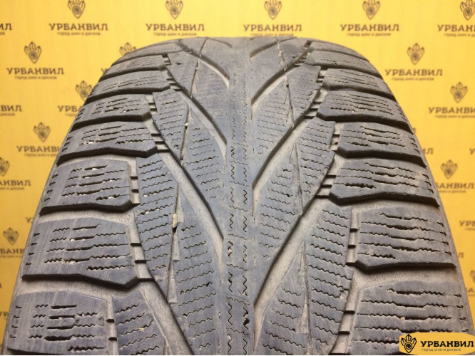 Nokian Tyres Hakkapeliitta R2 SUV 275/60 R18 113R