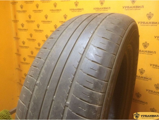 Kumho Solus KH17 215/65 R16 98H